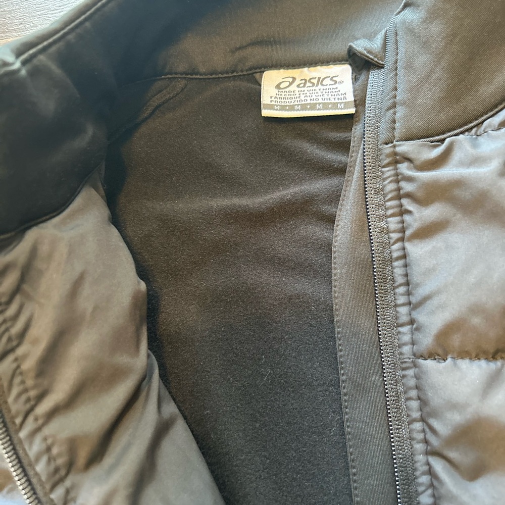 Asics Black Quilted Running Exercise Puffer Vest - Picture 3 of 3
